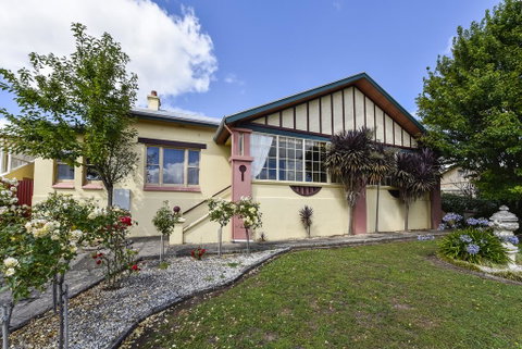 Wyatt Guest House - Whitsundays Accommodation 2