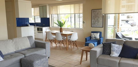 Wyuna Beachfront Holiday Apartments - Whitsundays Accommodation 2