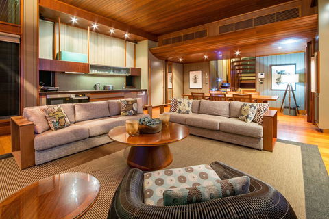 Yacht Club Villa - Whitsundays Accommodation 1