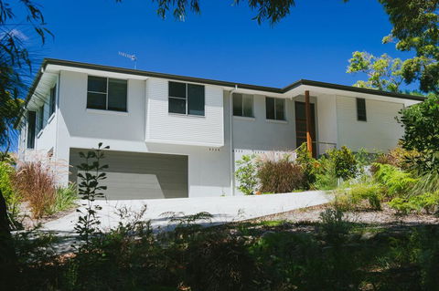 YARINGA - Retreat Style Accomodation With Swimming Pool - Whitsundays Accommodation 1