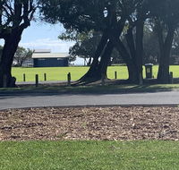 Yaringa cottage...by the sea - Whitsundays Accommodation