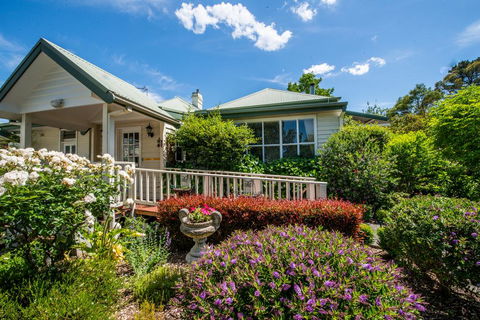 Yarra Gables - Whitsundays Accommodation 2