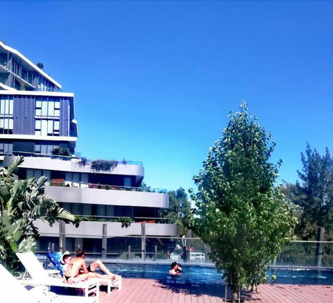 Yarra River Luxury 1BD Apartment - Whitsundays Accommodation 0