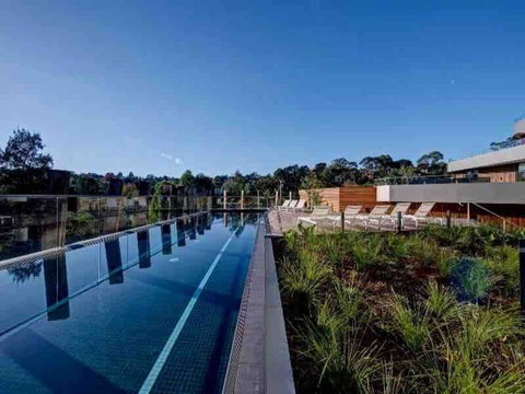 Yarra River Luxury 1BD Apartment - Whitsundays Accommodation 3