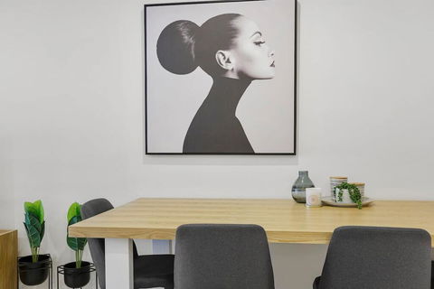 YARRA - YARRA Toorak Rd & Chapel St. Pool, Gym & Parking - Whitsundays Accommodation 0
