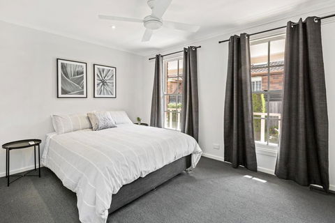 YIN-YANG - MOUNT ELIZA - Whitsundays Accommodation 1