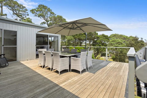 YOU, ME AND THE SEA - BLAIRGOWRIE - Whitsundays Accommodation 2