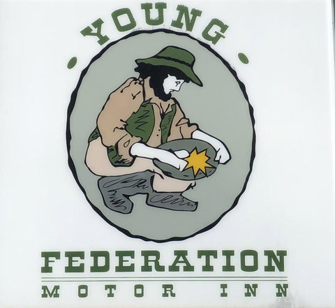 Young Federation Motor Inn - Whitsundays Accommodation 0