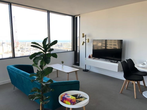 Your Melbourne Home In Free Tram Zone With Great City Lifestyle - Whitsundays Accommodation 0