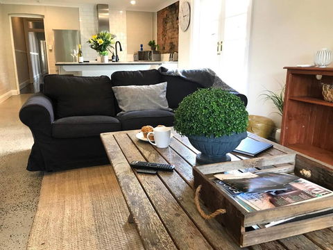 YSG The Edward Townhouse 151 - Walk To Town - Whitsundays Accommodation 0