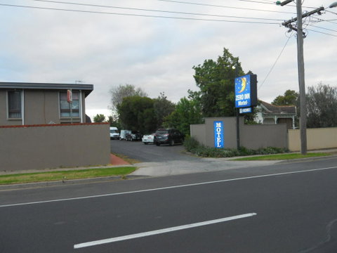 Zero Inn Motel - Whitsundays Accommodation 2