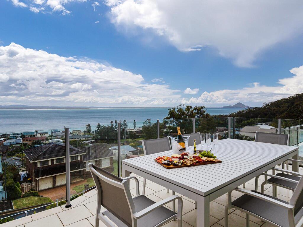 Corlette NSW Whitsundays Accommodation