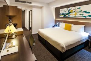 Mercure Sunshine Coast Kawana Waters - Whitsundays Accommodation 4