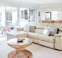 Relax at Bokarina Beach House Walk to Beach Relax by the pool - Whitsundays Accommodation