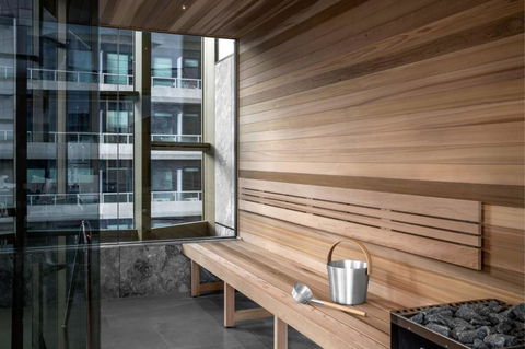 A Lux 2BR Apt Next To Southern Cross City Views - Whitsundays Accommodation 1