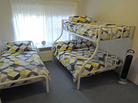 Adriana 3 Unit With A Backyard - Whitsundays Accommodation 4