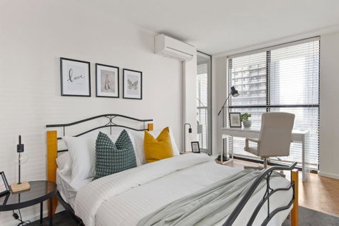 A 2BR Loft Near Melbourne Central FREE Parking - Whitsundays Accommodation 0