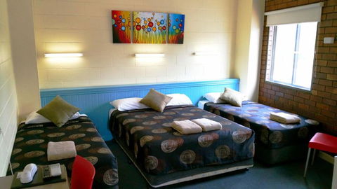 A&A Lodge Motel - Whitsundays Accommodation 3