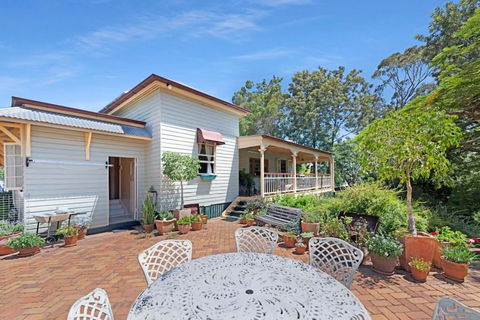 A Charming Queenslander - Whitsundays Accommodation 2