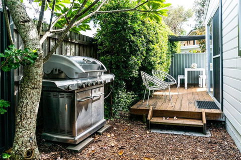 A Chic Coastal Hideaway At Toowoon Bay Beach - Whitsundays Accommodation 4