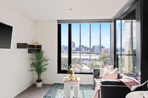 A Comfy Apt Right Next To Queen Victoria Market - Whitsundays Accommodation 1