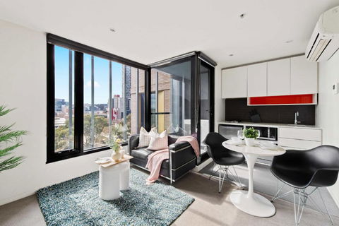 A Comfy Apt Right Next To Queen Victoria Market - Whitsundays Accommodation 0