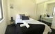 A Cozy 2B2B Apt Next To Carlton Garden W/ Parking - thumb 2
