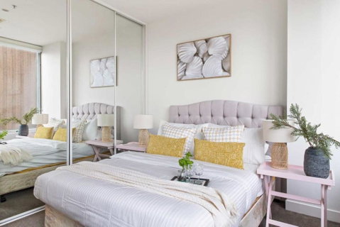 A Cozy 2BR Apt On Collins Near Flinders Station - Whitsundays Accommodation 0