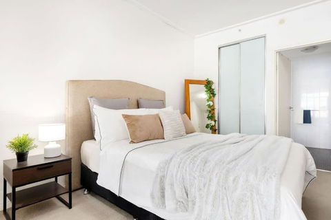 A Cozy Studio CBD Next To Darling Harbour - Whitsundays Accommodation 1