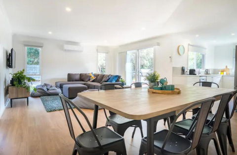 A Getaway For Two - Whitsundays Accommodation 4