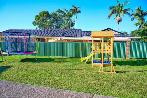 A Kids Dream & Paradise For Parents - Whitsundays Accommodation 3