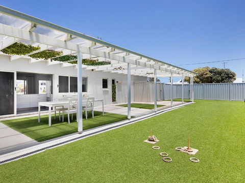 A Little Beach Haven - Whitsundays Accommodation 0