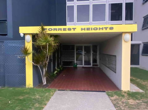 A Little Slice Of Fremantle One Bedroom Character Apartment - Whitsundays Accommodation 4