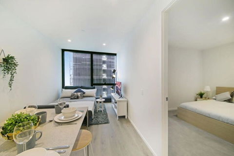 A Lovely Apt Near Crown Casino & Southgate Mall - Whitsundays Accommodation 3