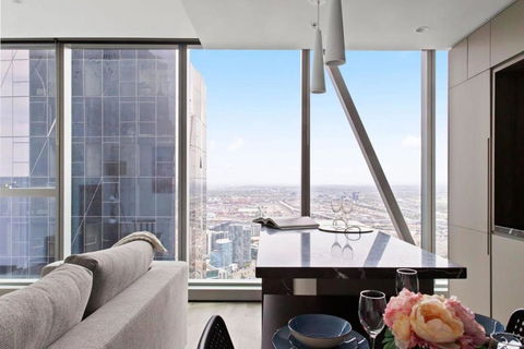 A Lux 2BR Apt Next To Southern Cross City Views - Whitsundays Accommodation 4