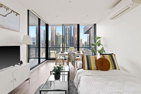 A Modern Apt Near Southern Cross With City Views - Whitsundays Accommodation 4