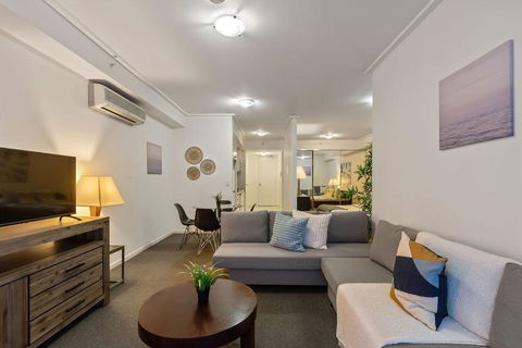 A Modern Studio For 6 Next To Darling Harbour - Whitsundays Accommodation 1
