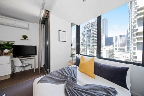 A Modern Studio Right Next To Southern Cross - Whitsundays Accommodation 1