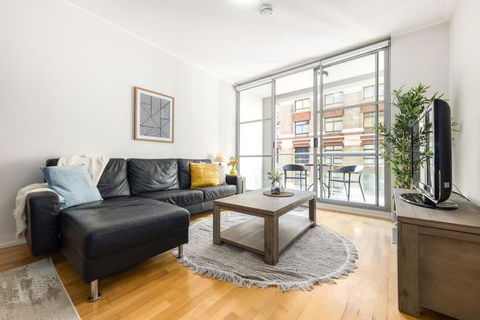 A Modern & Stylish Studio Next To Darling Harbour - Whitsundays Accommodation 0