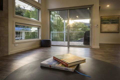 A Pear Tree Loft - Whitsundays Accommodation 3
