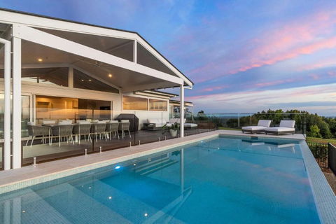 A Perfect Stay - Miren Estate - Whitsundays Accommodation 0