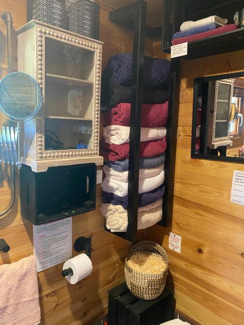 A Place To Be - Whitsundays Accommodation 4