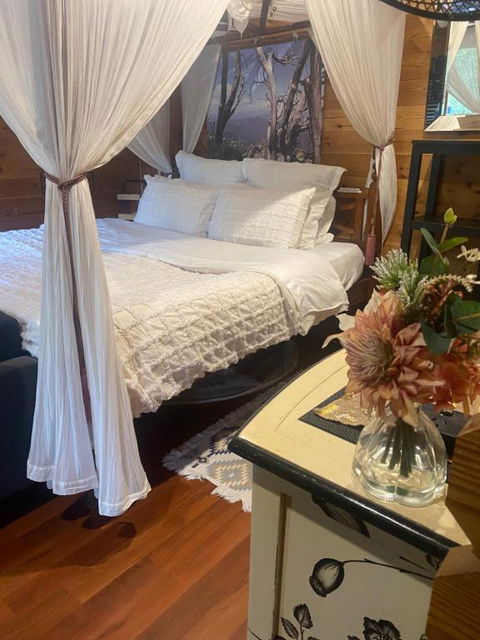 A Place To Be - Whitsundays Accommodation 1