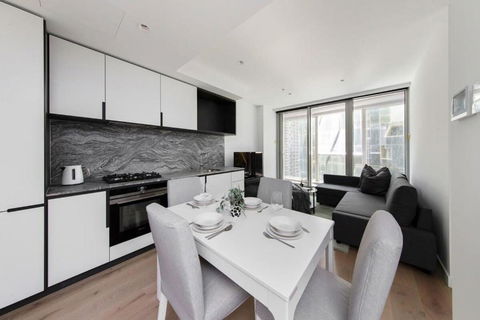 A Spacious & Lux Apt For 5 Next To Southern Cross - Whitsundays Accommodation 3