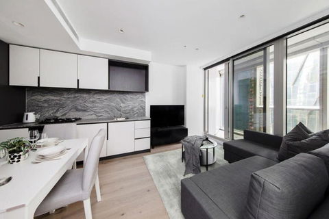 A Spacious & Lux Apt For 5 Next To Southern Cross - Whitsundays Accommodation 1