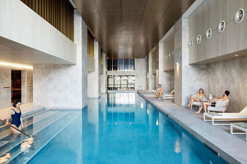 A Stylish 3BR Apt With Harbour Views FREE Parking - Whitsundays Accommodation 3