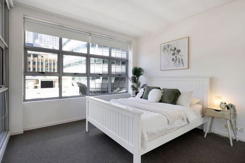 A Stylish & Bright Suite Next To Darling Harbour - Whitsundays Accommodation 0