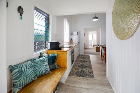 A Touch Of The Bahamas On McKenzie MK3 - Whitsundays Accommodation 2