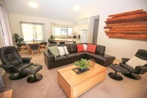 Abenaki - Whitsundays Accommodation 1