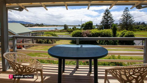 Aberdeen Unit 1 Bermagui - Whitsundays Accommodation 0
